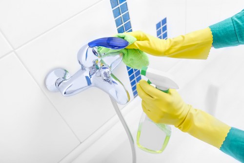 Curtain maintenance and cleaning services for homes in Kew